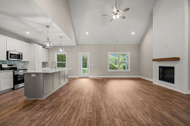 224 Lee Road 0334, Salem, AL 36874