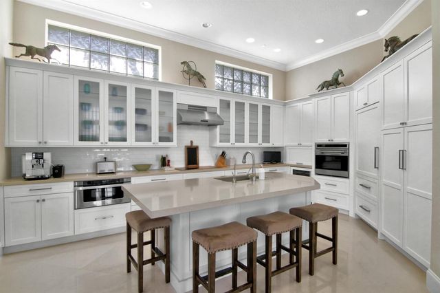 2610 Players Court, Wellington, FL 33414