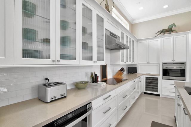 2610 Players Court, Wellington, FL 33414