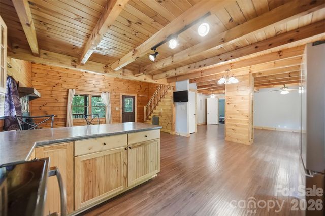 4065 Deal Mill Road, Granite Falls, NC 28630
