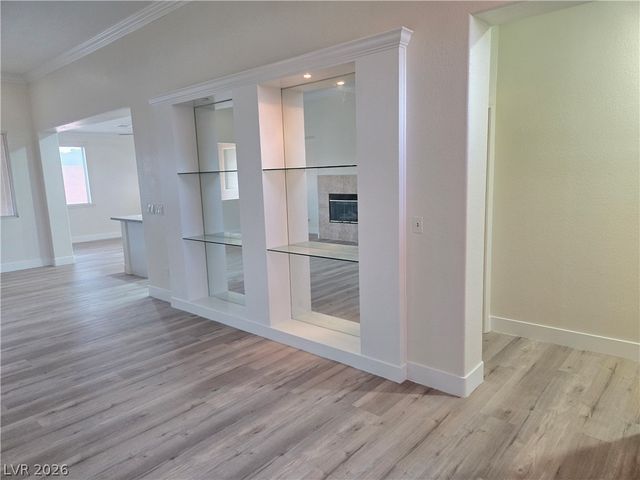 9620 West Gilmore Avenue, Las Vegas, NV 89129