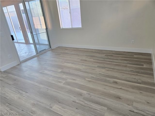 9620 West Gilmore Avenue, Las Vegas, NV 89129