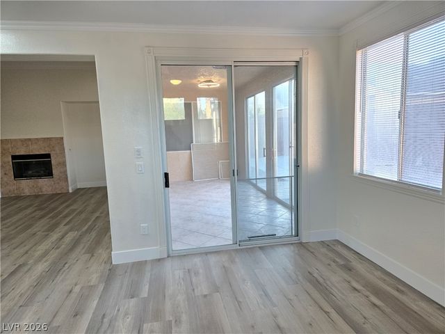 9620 West Gilmore Avenue, Las Vegas, NV 89129