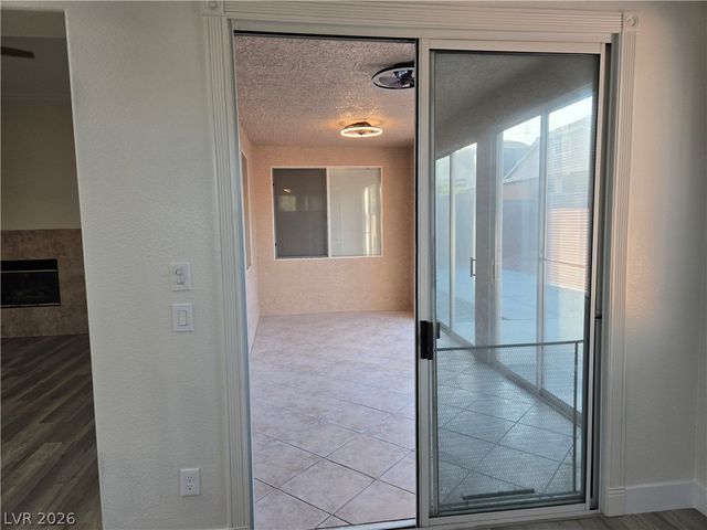 9620 West Gilmore Avenue, Las Vegas, NV 89129