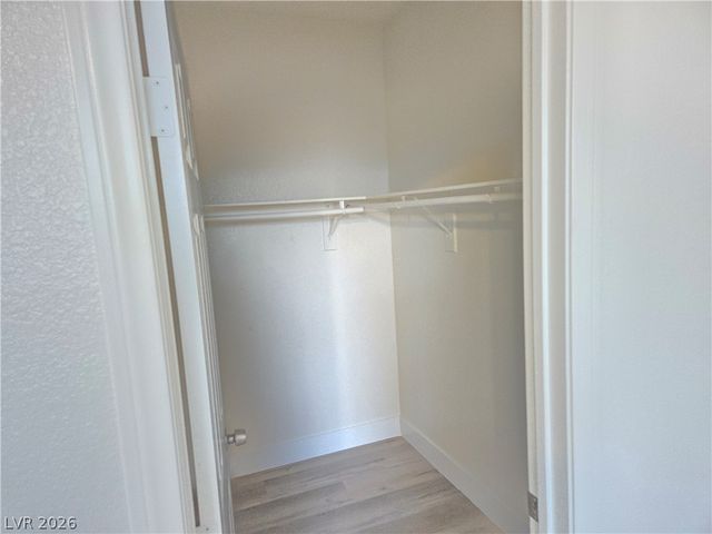 9620 West Gilmore Avenue, Las Vegas, NV 89129