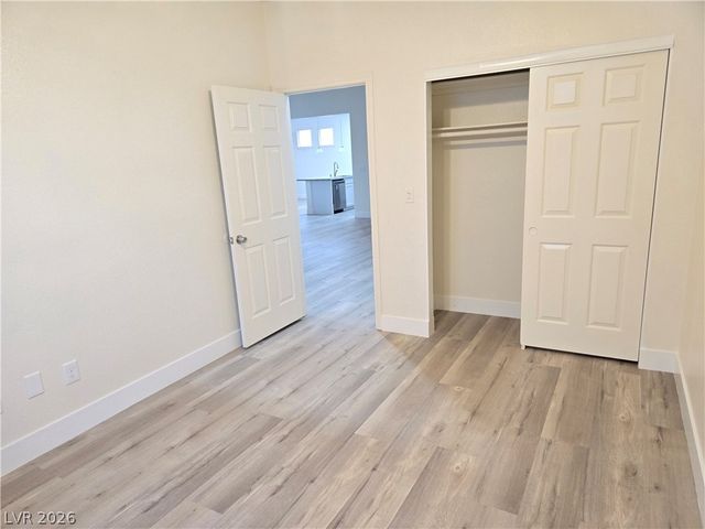 9620 West Gilmore Avenue, Las Vegas, NV 89129