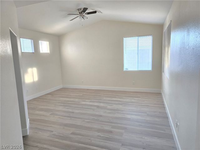 9620 West Gilmore Avenue, Las Vegas, NV 89129