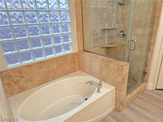 9620 West Gilmore Avenue, Las Vegas, NV 89129