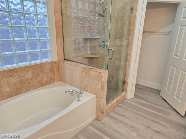 9620 West Gilmore Avenue, Las Vegas, NV 89129