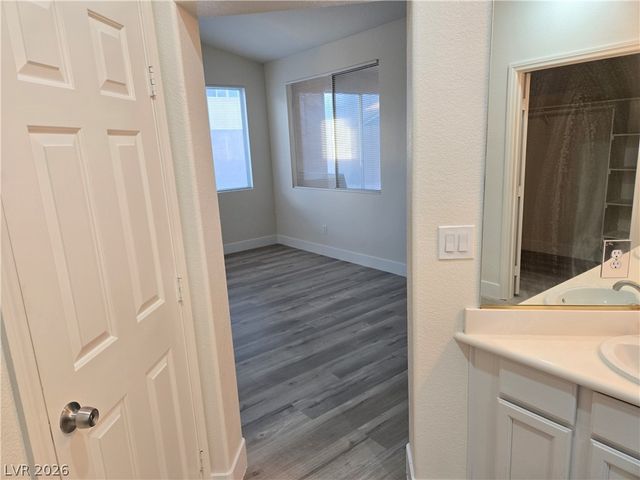 9620 West Gilmore Avenue, Las Vegas, NV 89129