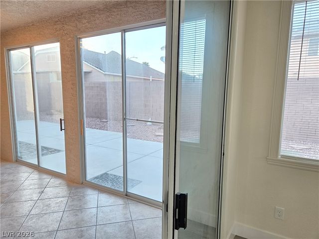 9620 West Gilmore Avenue, Las Vegas, NV 89129