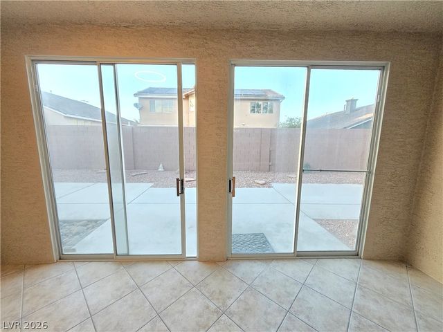 9620 West Gilmore Avenue, Las Vegas, NV 89129