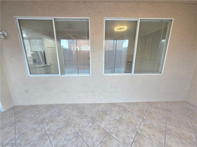 9620 West Gilmore Avenue, Las Vegas, NV 89129