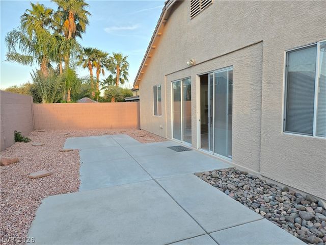 9620 West Gilmore Avenue, Las Vegas, NV 89129