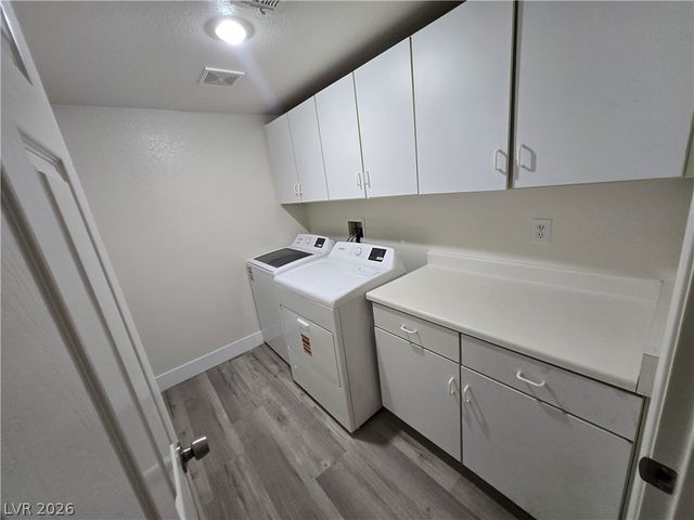 9620 West Gilmore Avenue, Las Vegas, NV 89129