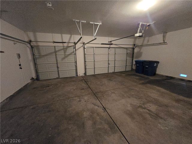 9620 West Gilmore Avenue, Las Vegas, NV 89129