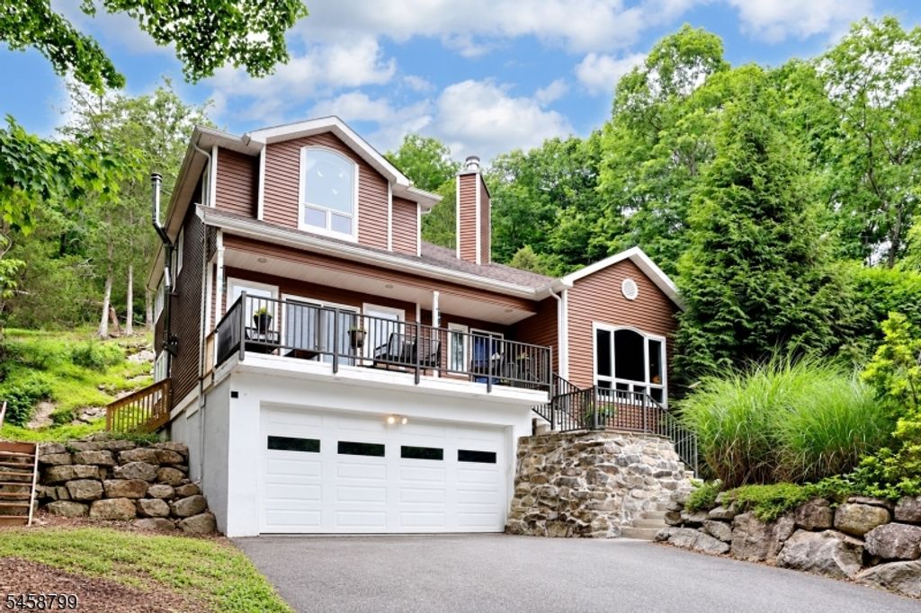 121 Magee Rd, Ringwood Boro, NJ 07456 — exterior