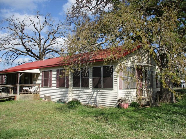 310 RS County Road 1495, Emory, TX 75440