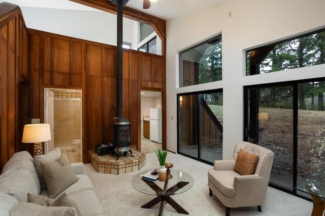 215 Marty Road, Los Gatos, CA 95033