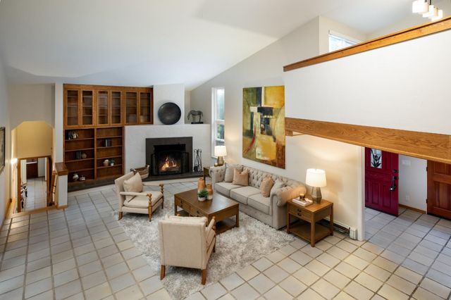 215 Marty Road, Los Gatos, CA 95033