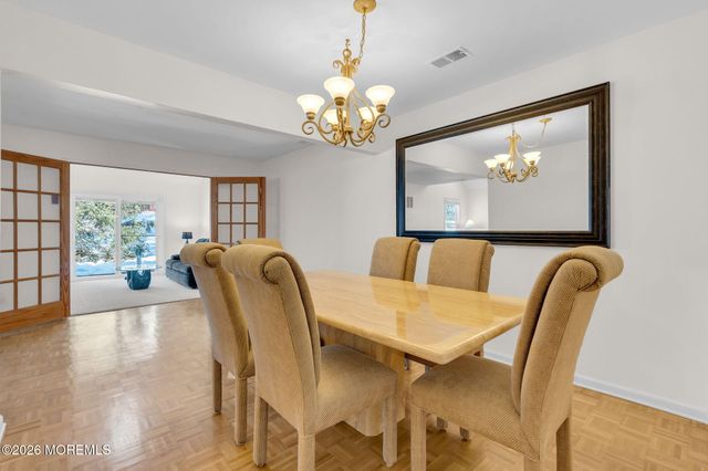 9 Dickenson Court, Freehold, NJ 07728