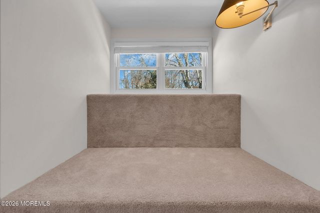 9 Dickenson Court, Freehold, NJ 07728