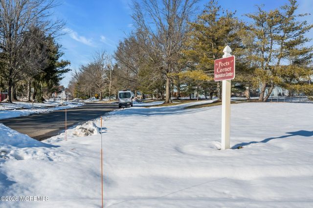 9 Dickenson Court, Freehold, NJ 07728