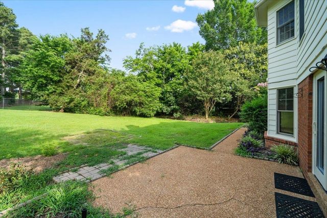 8861 BRIARWOOD CV, Memphis, TN 38018