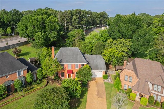 8861 BRIARWOOD CV, Memphis, TN 38018