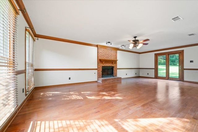 8861 BRIARWOOD CV, Memphis, TN 38018