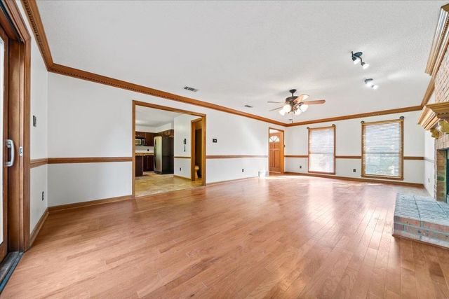 8861 BRIARWOOD CV, Memphis, TN 38018