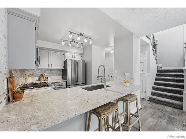 2892 W Long Circle G, Littleton, CO 80120
