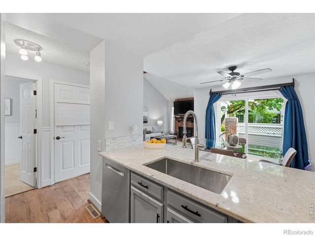2892 W Long Circle G, Littleton, CO 80120