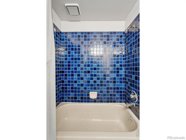 2892 W Long Circle G, Littleton, CO 80120