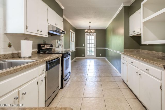 1109 Cherokee Circle, Waycross, GA 31501