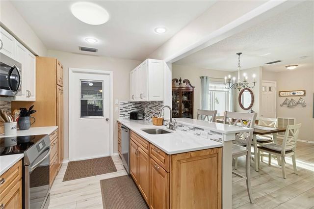 667 FOXWOOD BOULEVARD, Englewood, FL 34223