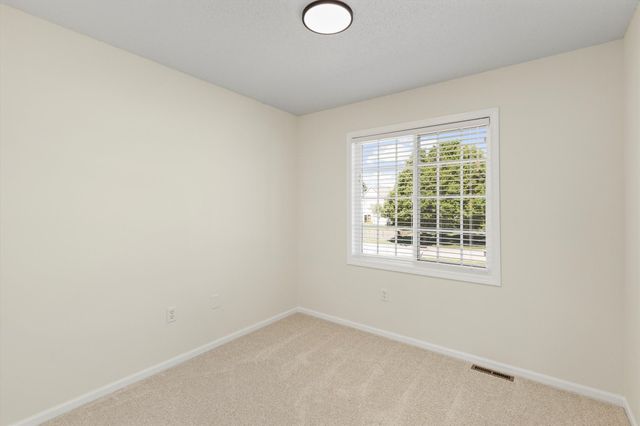 3111 SW Fox Run Drive, Ankeny, IA 50023