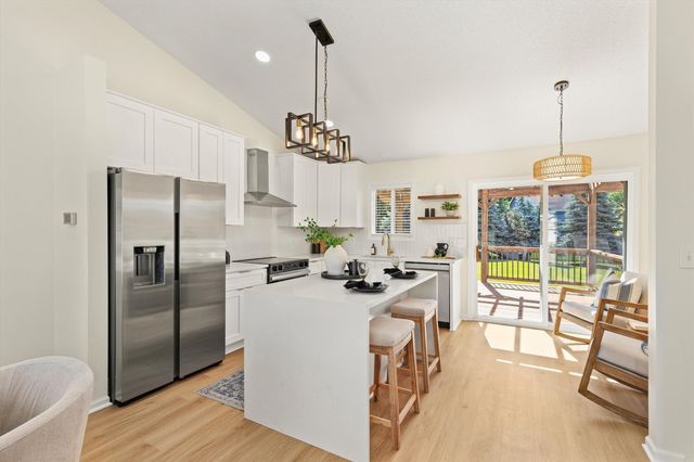 3111 SW Fox Run Drive, Ankeny, IA 50023