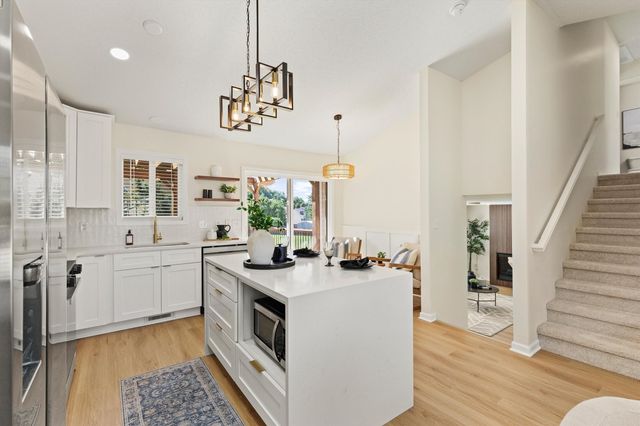 3111 SW Fox Run Drive, Ankeny, IA 50023