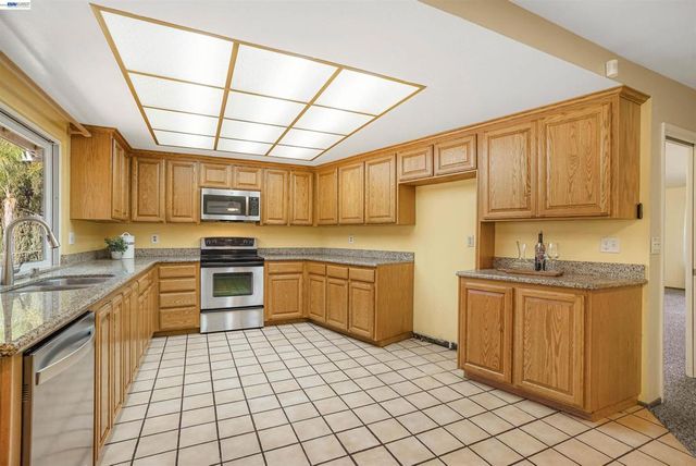 1349 1349 Evans Pl, Livermore, CA 94550