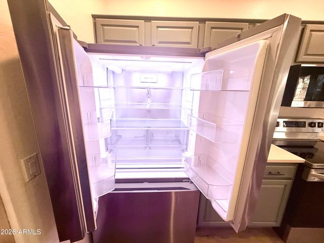 5415 E MCKELLIPS Road 114, Mesa, AZ 85215
