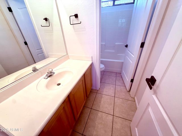5415 E MCKELLIPS Road 114, Mesa, AZ 85215