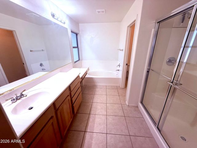 5415 E MCKELLIPS Road 114, Mesa, AZ 85215