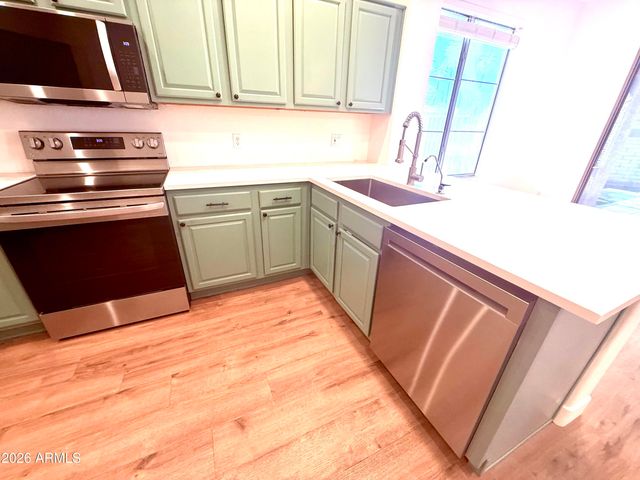 5415 E MCKELLIPS Road 114, Mesa, AZ 85215