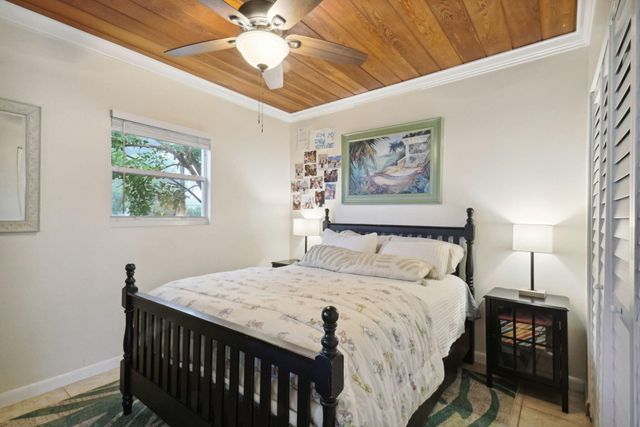 614 N 7TH Street, Lantana, FL 33462