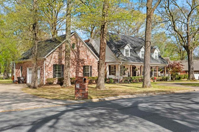 401 Foxwood Drive, Jacksonville, AR 72076