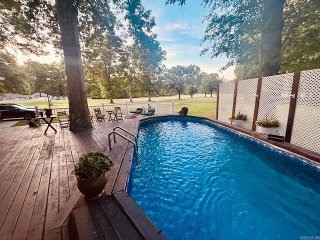 401 Foxwood Drive, Jacksonville, AR 72076