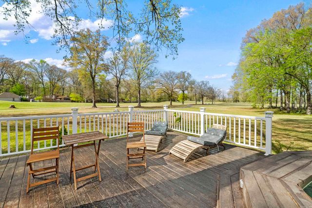 401 Foxwood Drive, Jacksonville, AR 72076