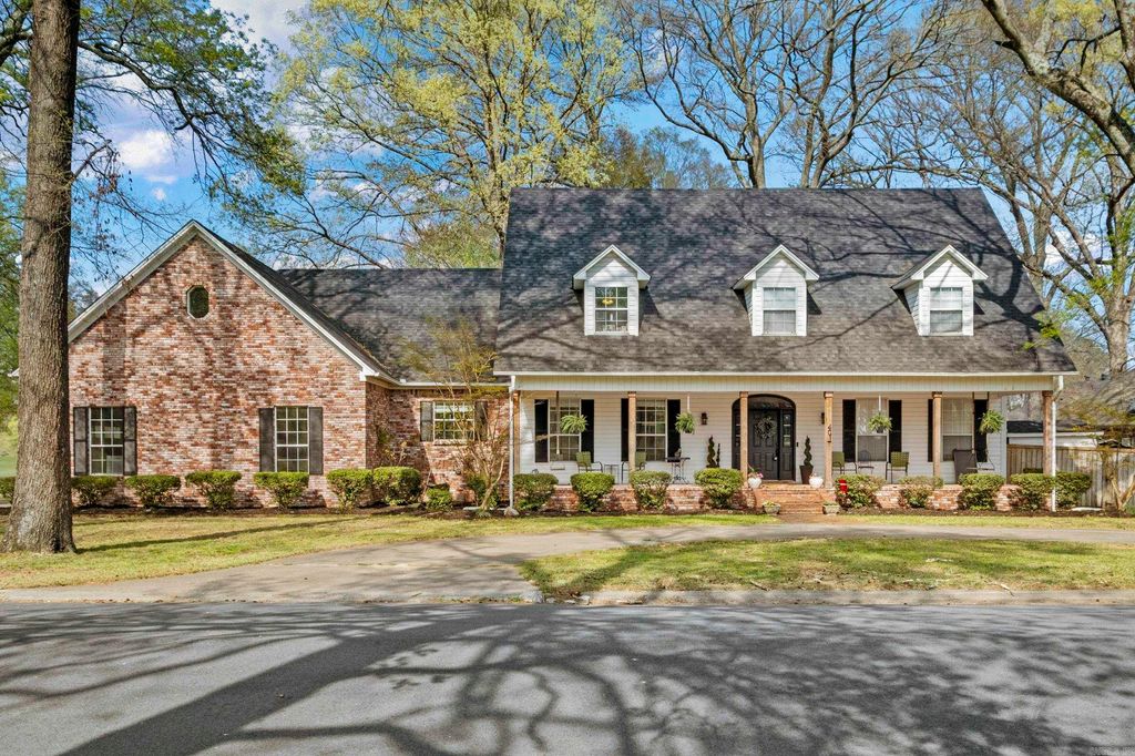 401 Foxwood Drive, Jacksonville, AR 72076