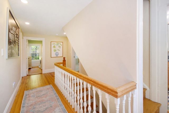 353 Thoreau St, Concord, MA 01742